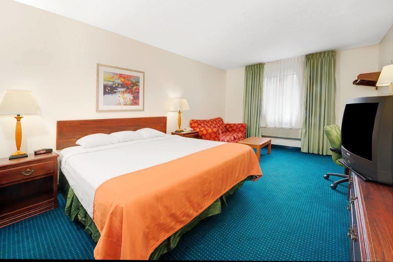 Quality Inn Noblesville-Indianapolis Extérieur photo