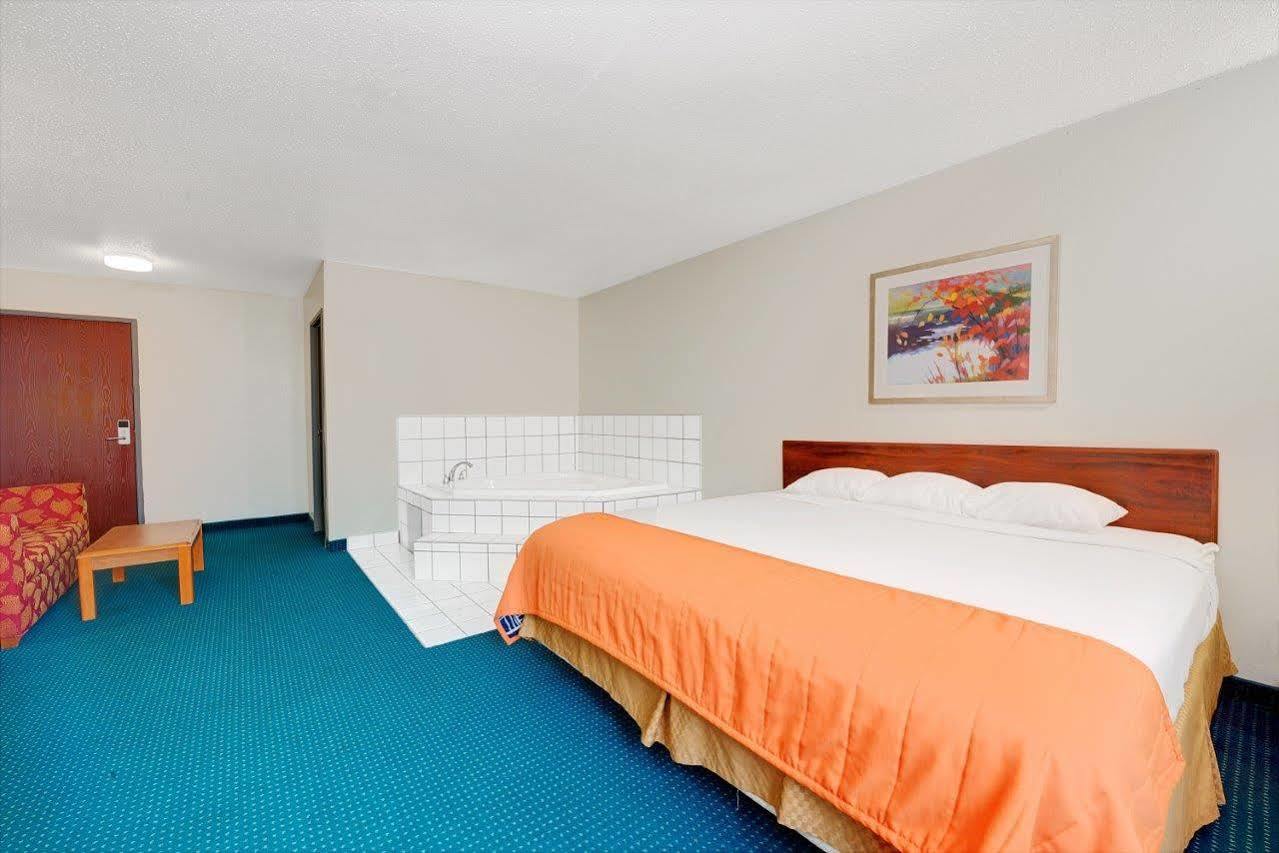 Quality Inn Noblesville-Indianapolis Extérieur photo